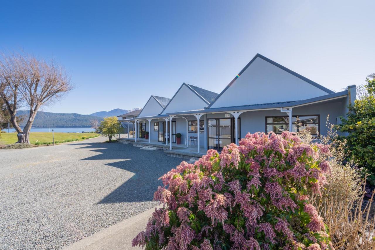 Te Anau Motel & Apartments エクステリア 写真